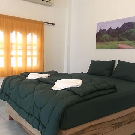 תאקהק Bamboo Hostel מראה חיצוני תמונה