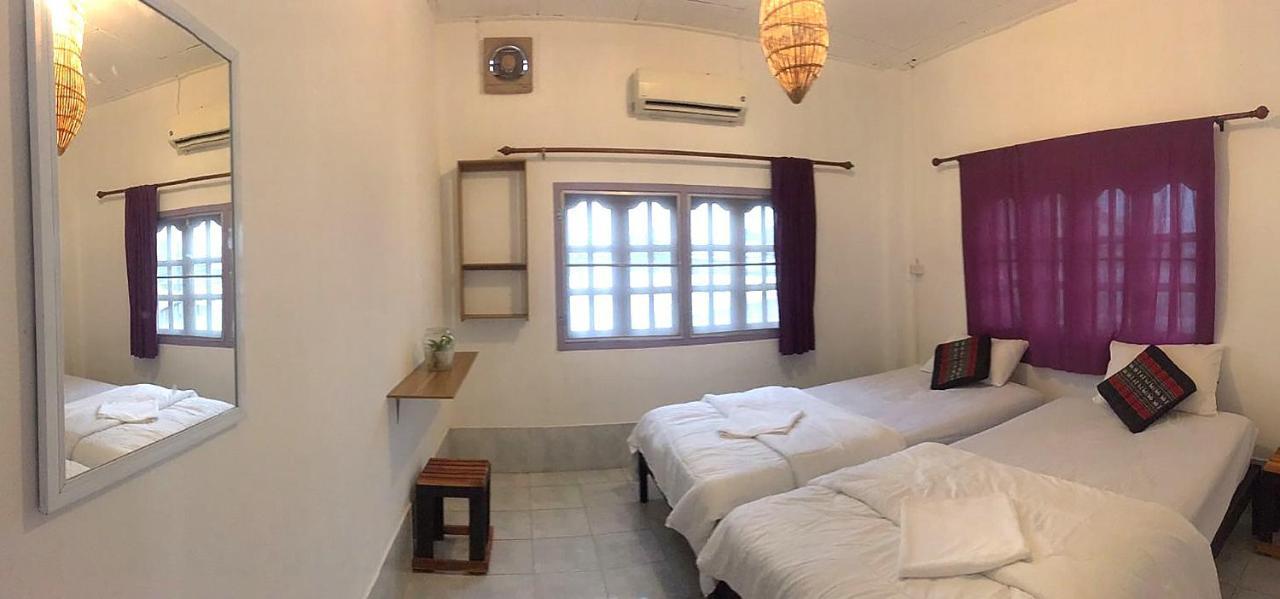 תאקהק Bamboo Hostel מראה חיצוני תמונה