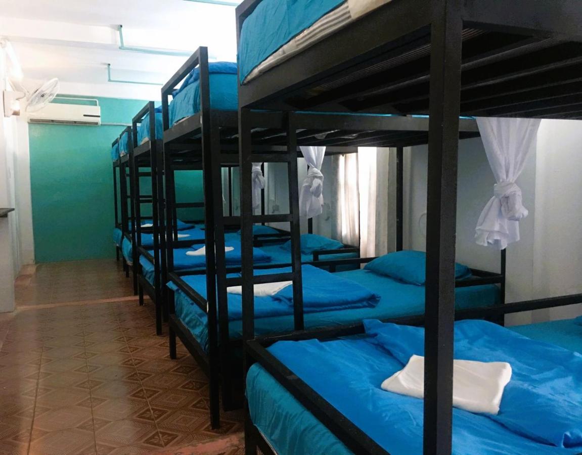 תאקהק Bamboo Hostel מראה חיצוני תמונה
